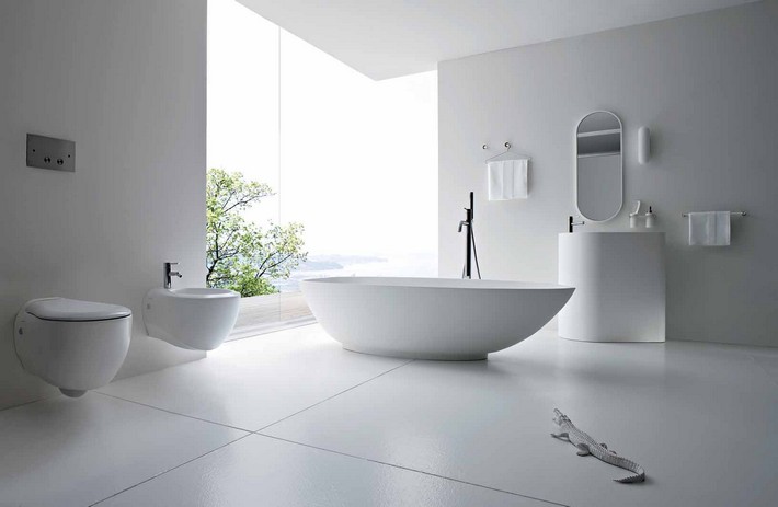 Gorgeous-black-and-white-bathroom-art-with-outside-view