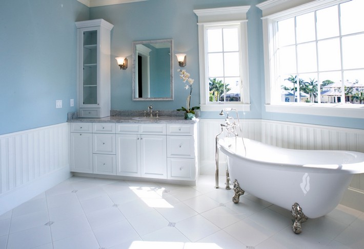 Pantone Airy Blue Inspiration for your Bathroom