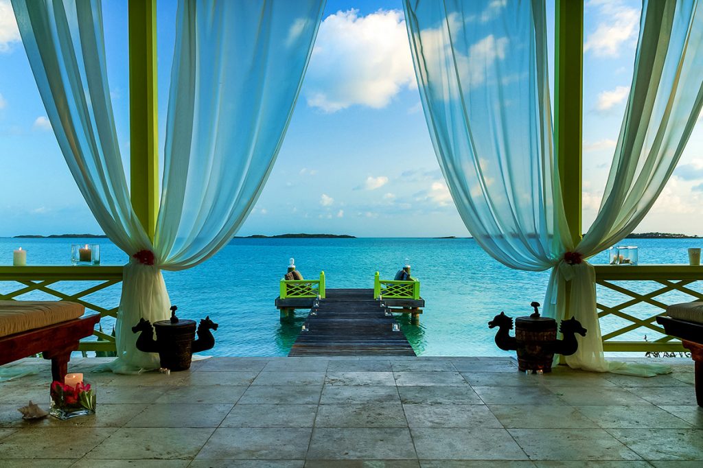 best luxury retreats in Airbnb