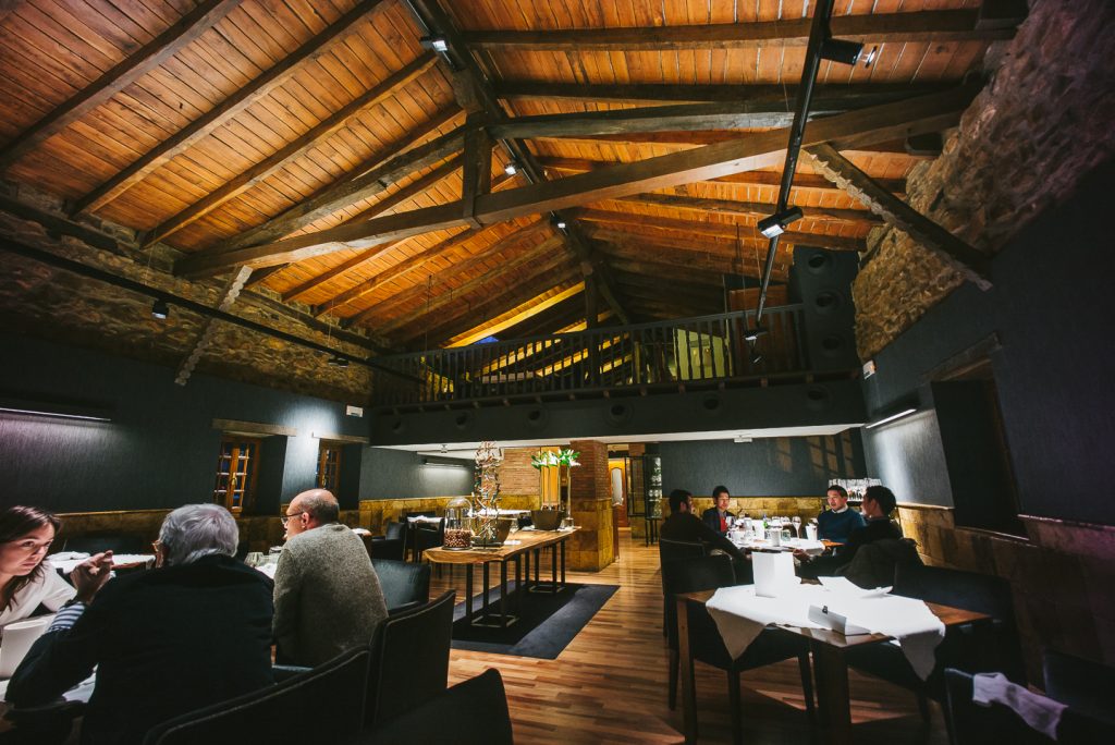 10 restaurants that are in the top 50 best restaurants in the world