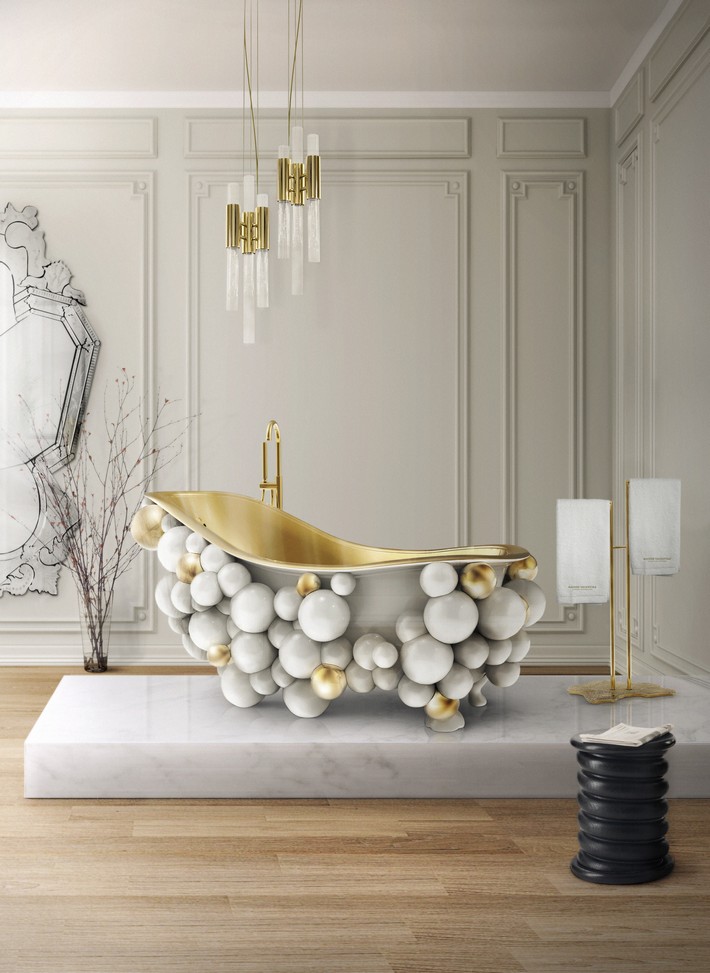Newton White Bathtub: Bubble Bathing Never Felt So Good   Newton White Bathtub Newton White Bathtub: Bubble Bathing Never Felt So Good Newton White Bathtub Lifestyle Image