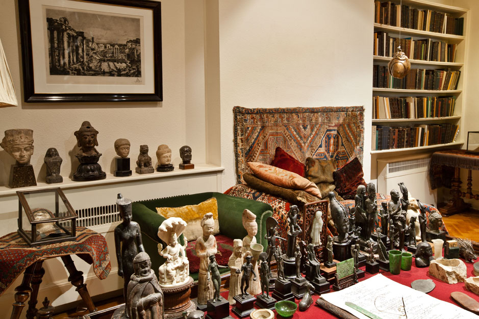 House Museums in London House Museums in London 5 Beautiful House Museums in London You Must Visit in 2018 Freuds desk