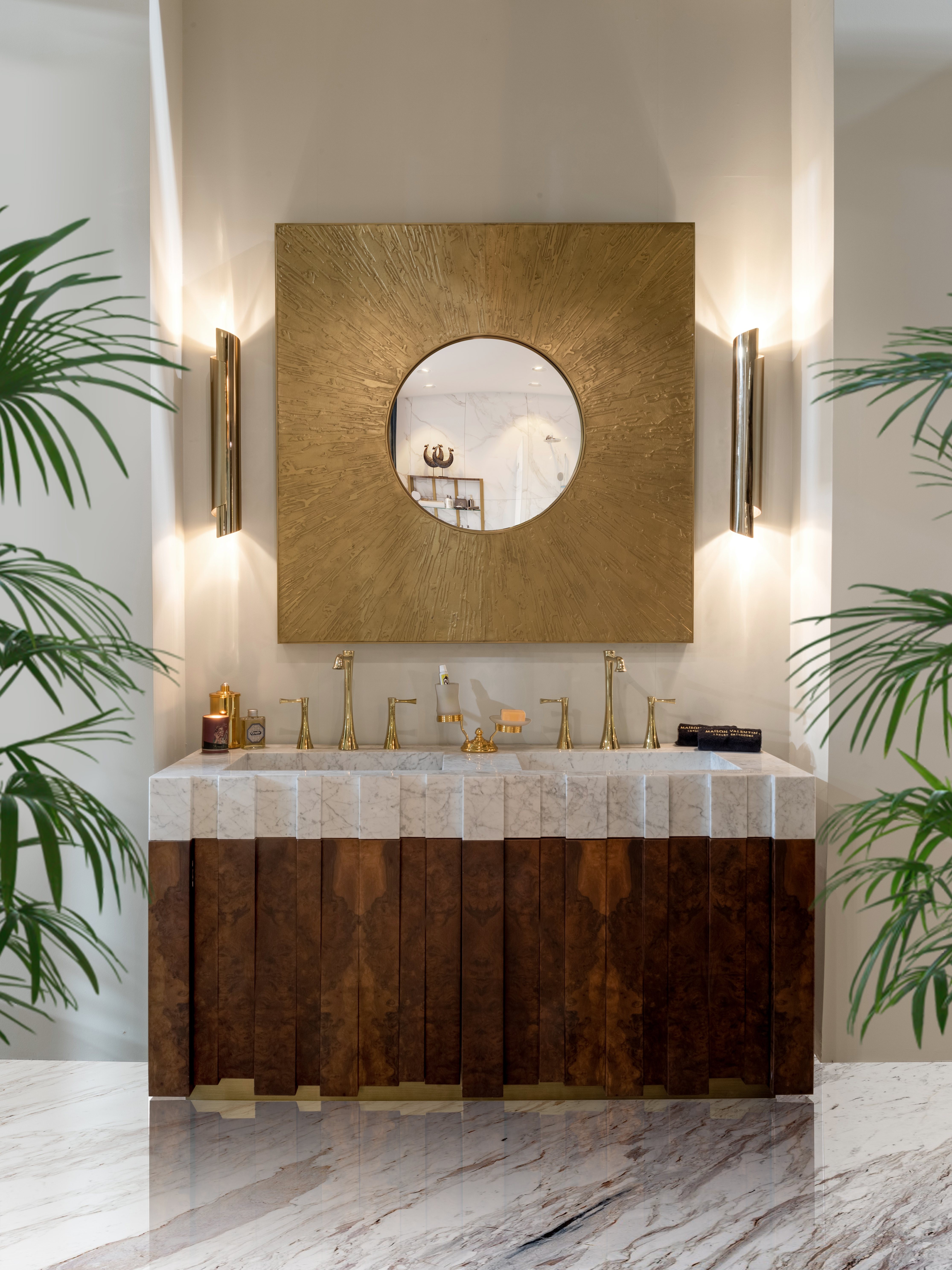 Experience the Perfect Blend of Nature and Luxury in Bathroom Design