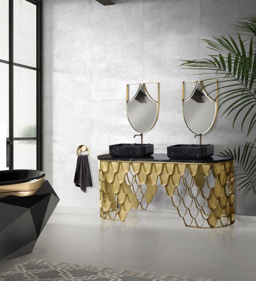 Swanky Main Bathroom with Luxury Bathroom Elements