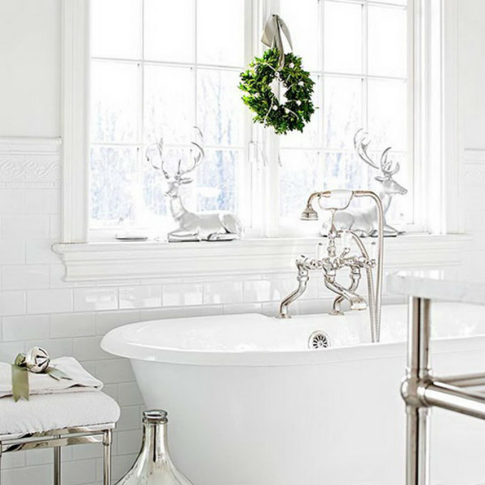 How To Decorate Your Luxurious Bathroom For Christmas