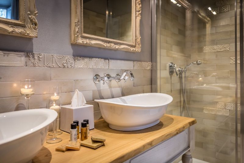 top luxury bathroom stores in florence