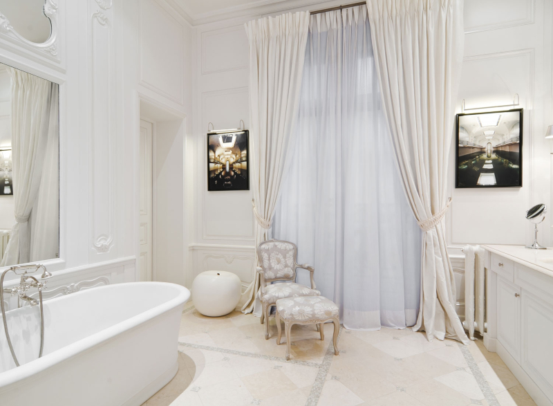 Master Bathroom Design by Stéphanie Coutas. white and black master bathroom design in a haussmannian apartment