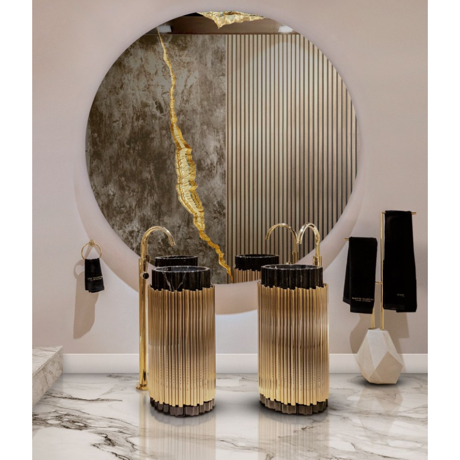 STUNNING NEUTRAL MASTER BATHROOM DESIGN WITH GOLDEN DETAILS