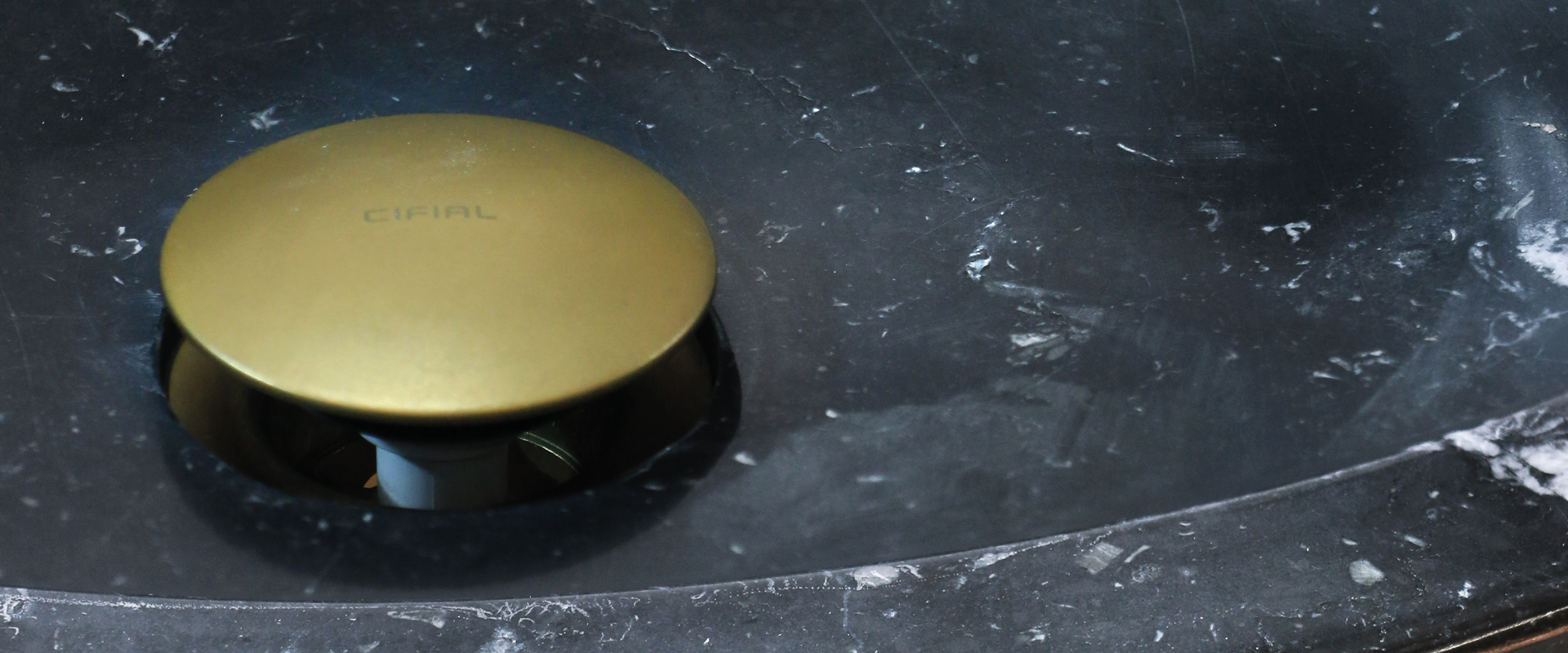 Koi Brass Pedestal Sink Freestanding-4-hr