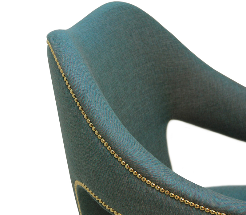 The Nº20 Armchair in Blue Wondrous Twill-18