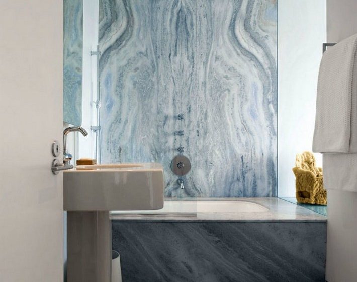 Modern Home Decor: The Marble Bathroom