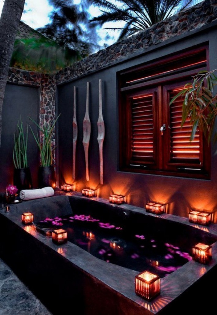 Stunning Outdoor Spa Ideas For The Summer, Outdoor Spa Room Ideas