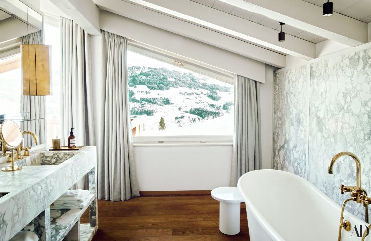Modern Contemporary Luxurious Bathroom Projects from French Designers