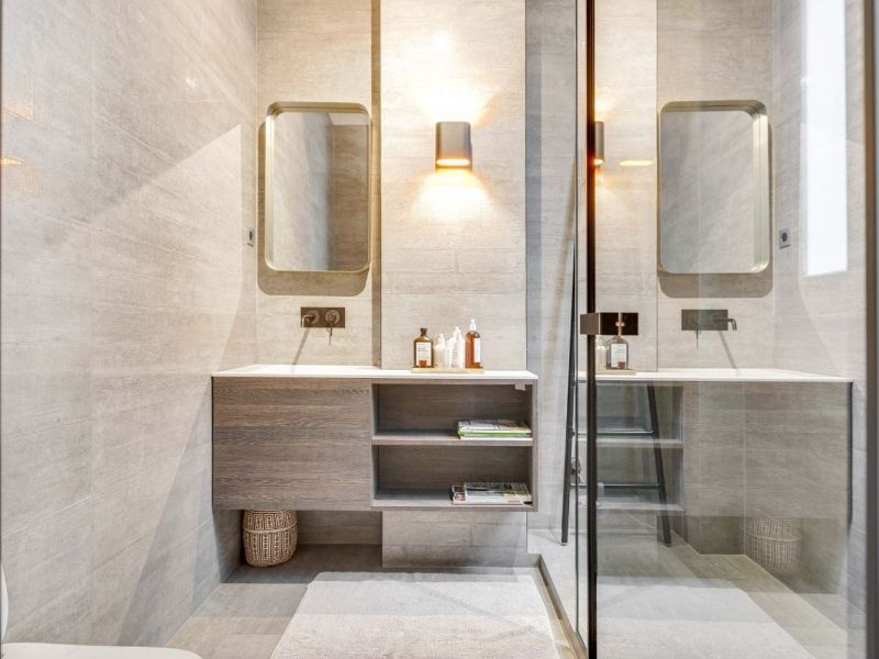 Pleasant Bathroom Inspiration from Toulouse Interior Designers